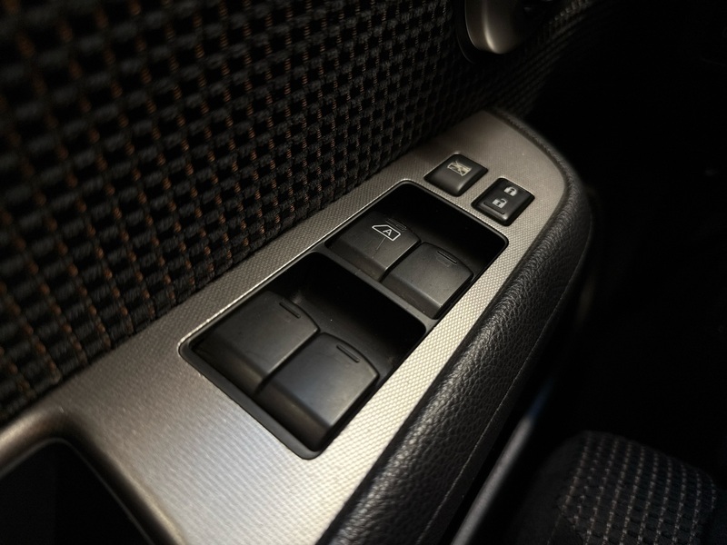 Nissan Tiida vaihtoauto