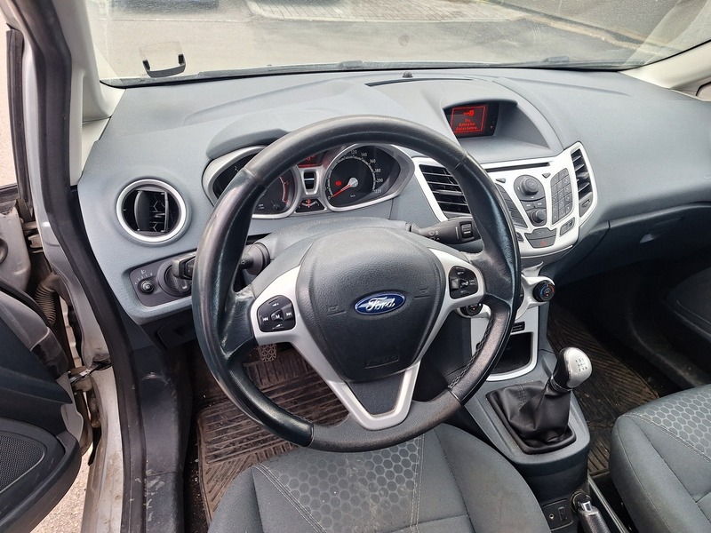 Ford Fiesta vaihtoauto