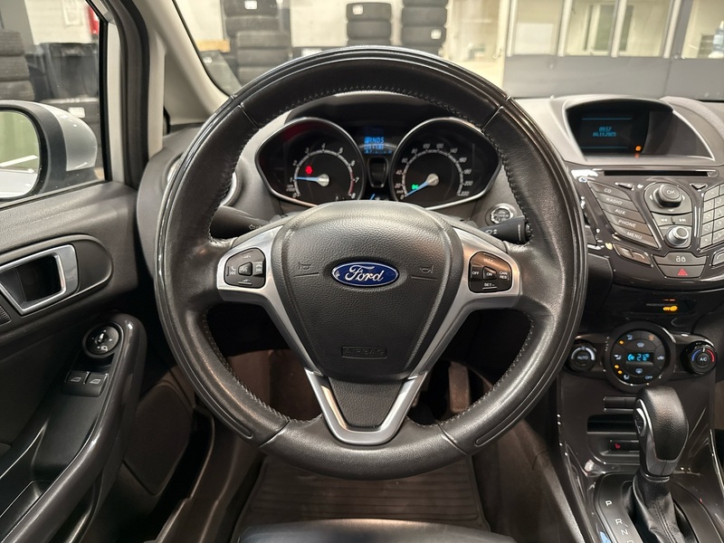 Ford Fiesta vaihtoauto