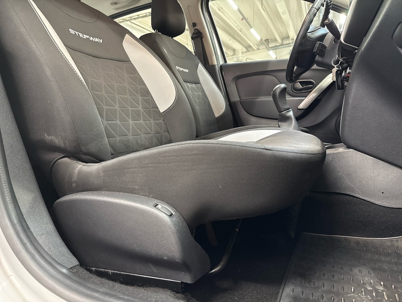 Dacia Sandero vaihtoauto