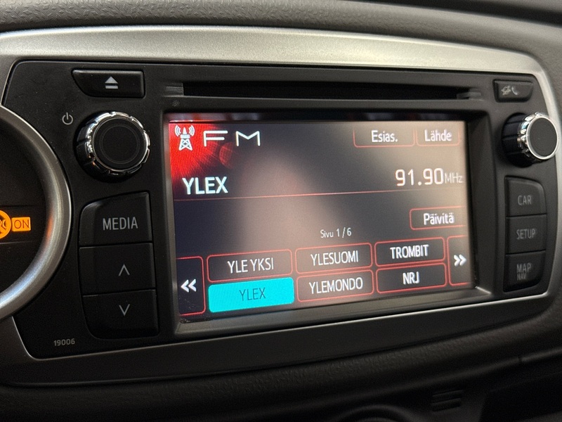 Toyota Yaris vaihtoauto