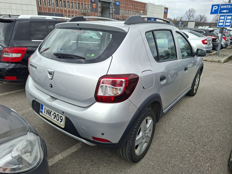 Dacia Sandero vaihtoauto