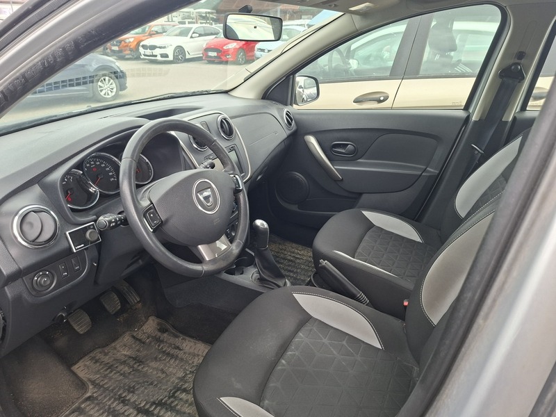 Dacia Sandero vaihtoauto