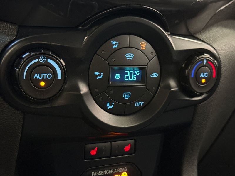 Ford Ecosport vaihtoauto