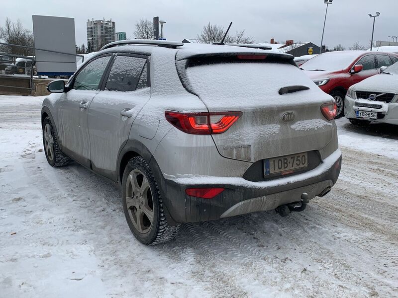 Kia Stonic vaihtoauto