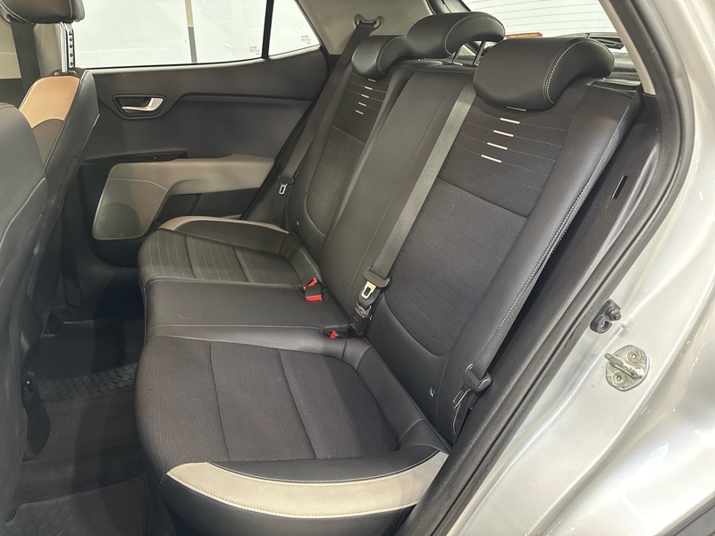 Kia Stonic vaihtoauto