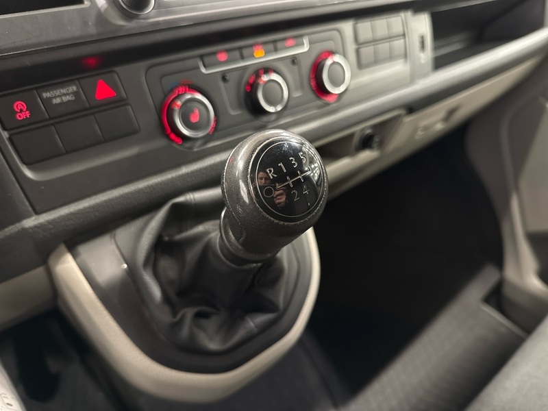 Volkswagen Transporter vaihtoauto