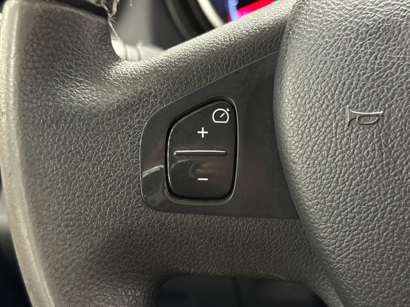 Opel Vivaro vaihtoauto