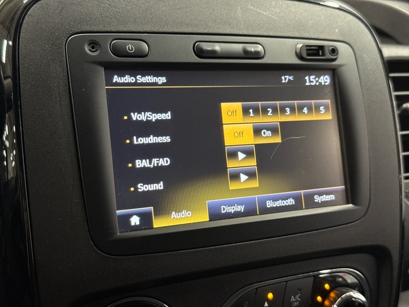 Opel Vivaro vaihtoauto