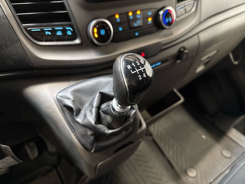 Ford Transit vaihtoauto