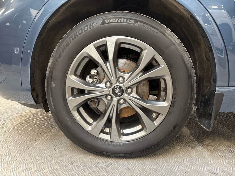 Ford Kuga vaihtoauto