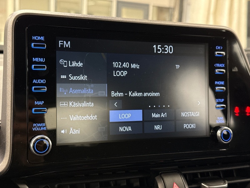 Toyota C-HR vaihtoauto