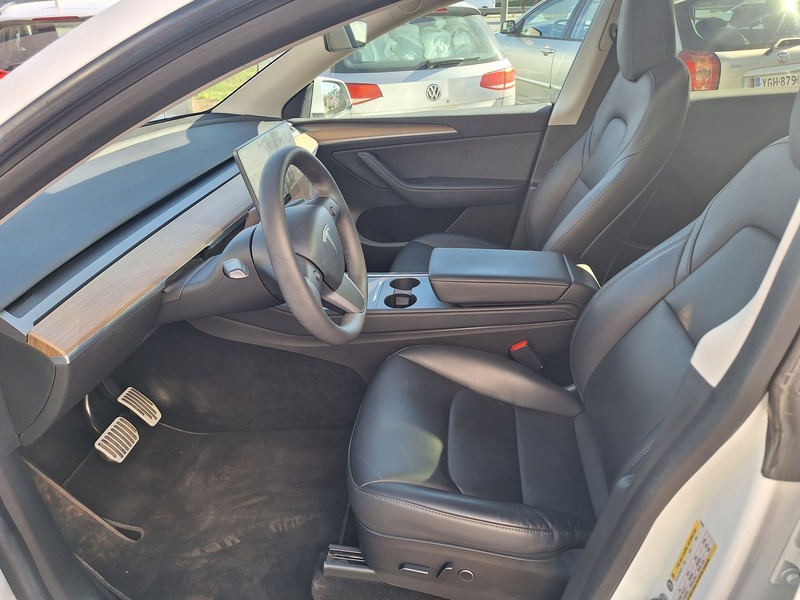 Tesla Model Y vaihtoauto