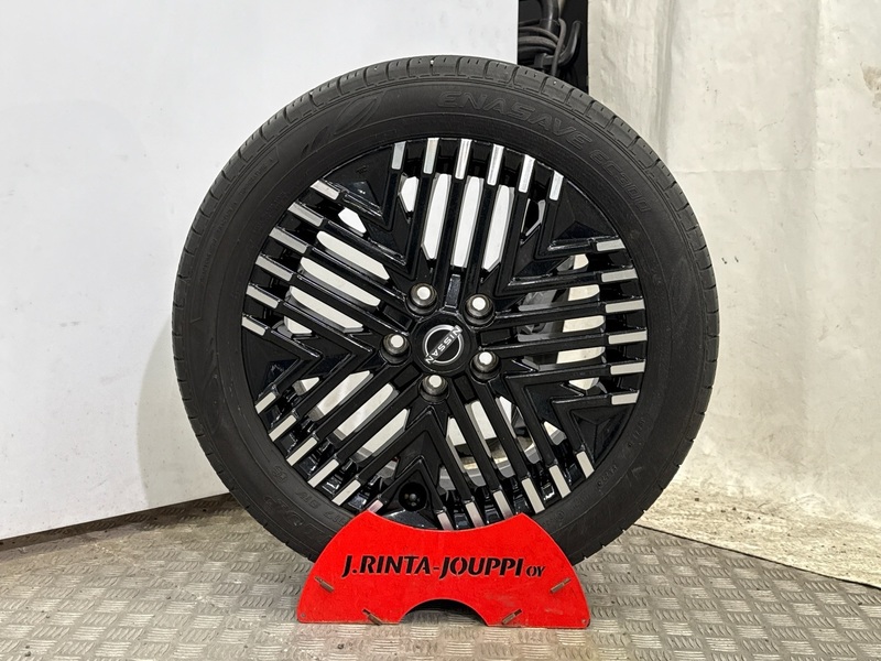 Nissan Leaf vaihtoauto