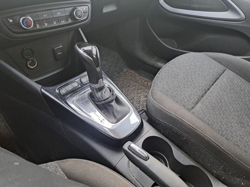 Opel Crossland X vaihtoauto