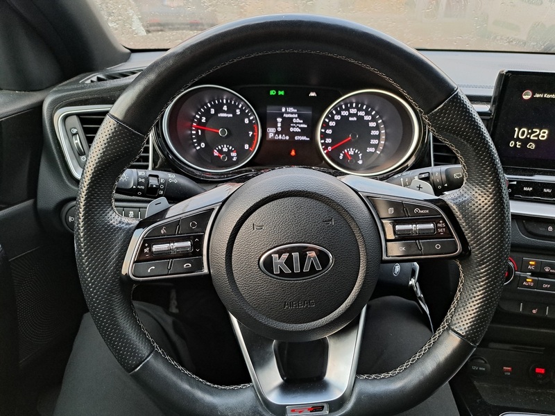Kia Ceed vaihtoauto