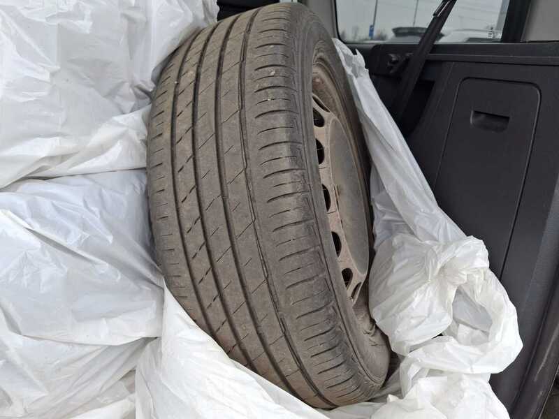 Volkswagen Caddy Maxi vaihtoauto