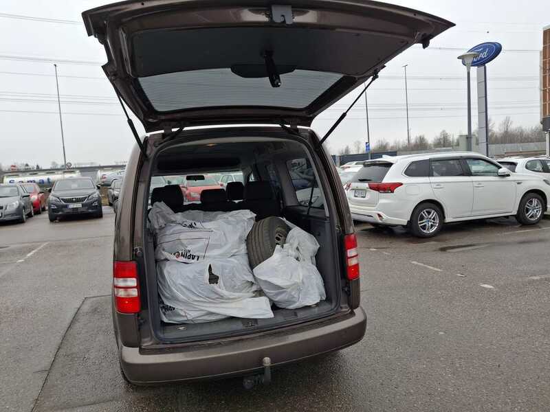 Volkswagen Caddy Maxi vaihtoauto