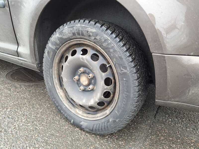 Volkswagen Caddy Maxi vaihtoauto