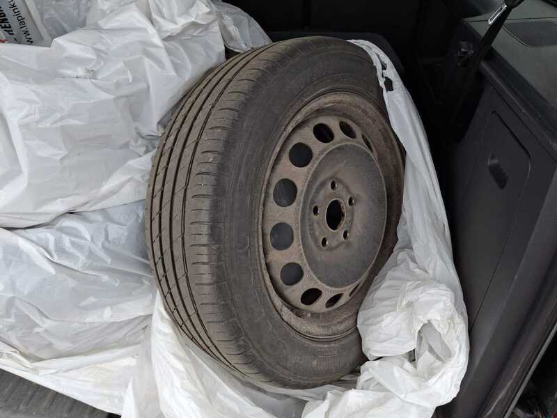 Volkswagen Caddy Maxi vaihtoauto