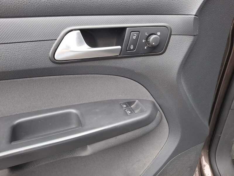 Volkswagen Caddy Maxi vaihtoauto