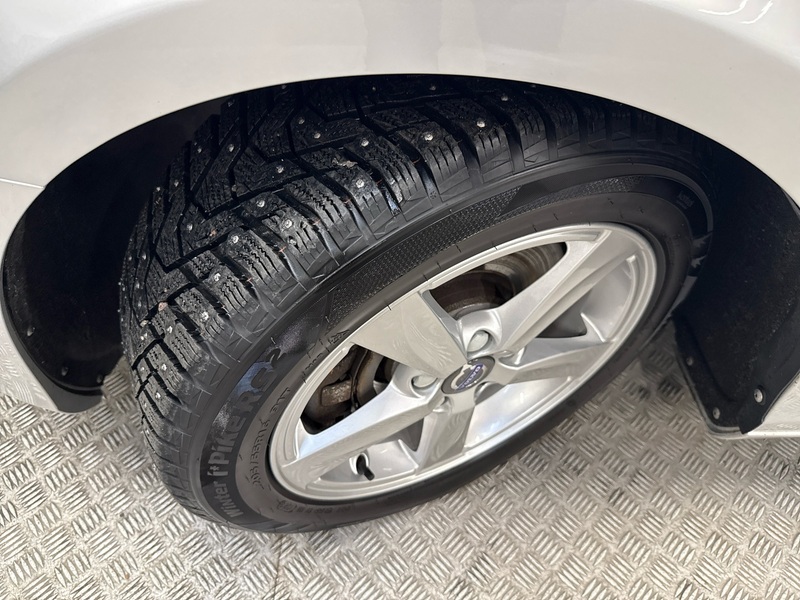 Volvo V40 vaihtoauto