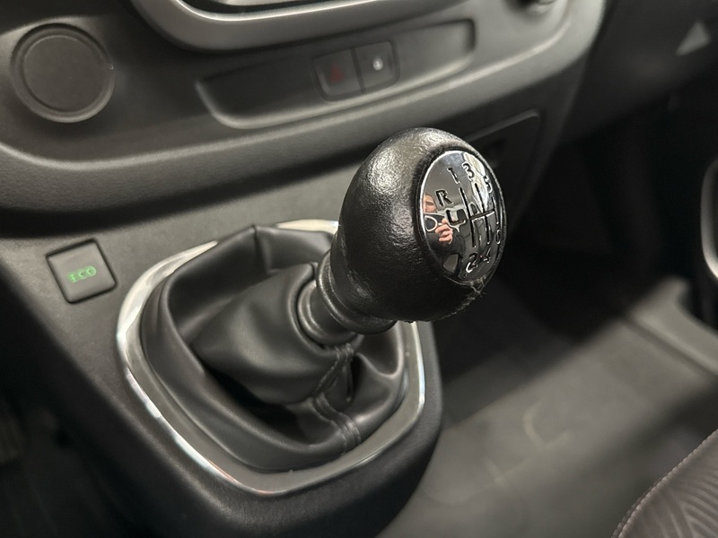 Nissan NV300 vaihtoauto