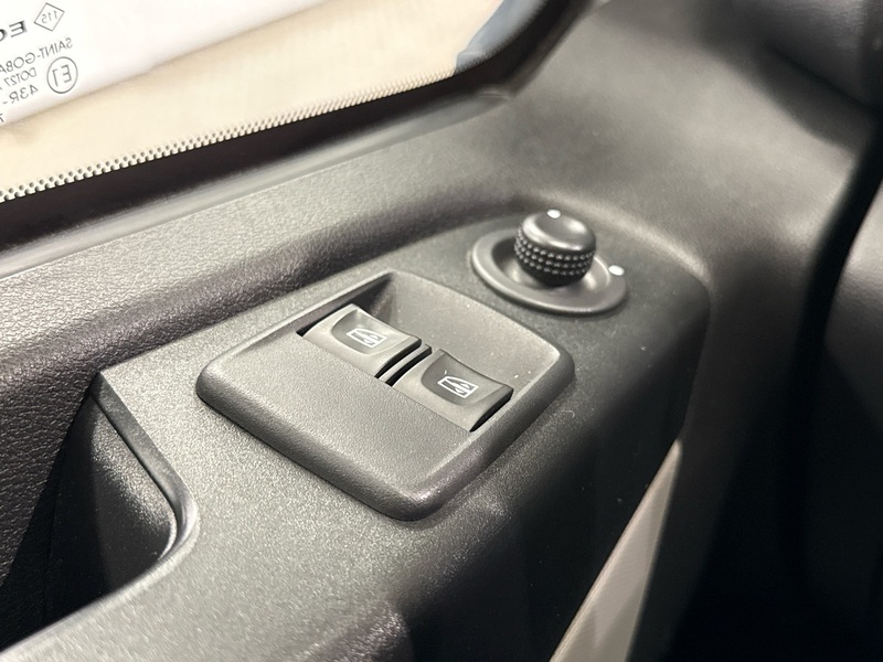 Nissan NV300 vaihtoauto