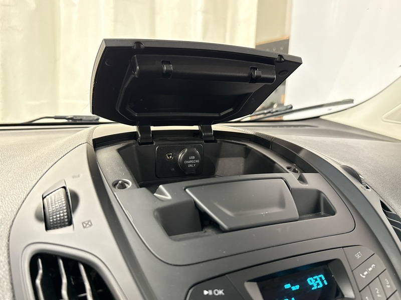 Ford Transit Courier vaihtoauto