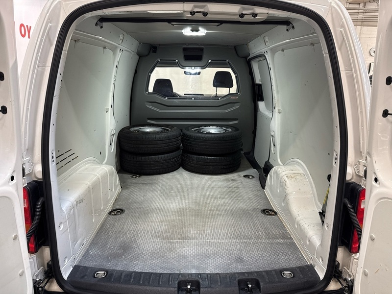 Volkswagen Caddy Maxi vaihtoauto