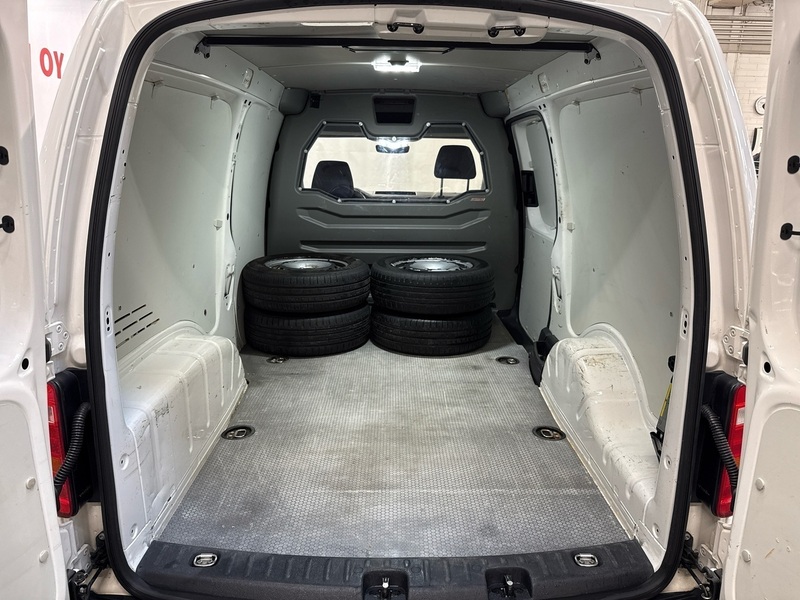 Volkswagen Caddy Maxi vaihtoauto