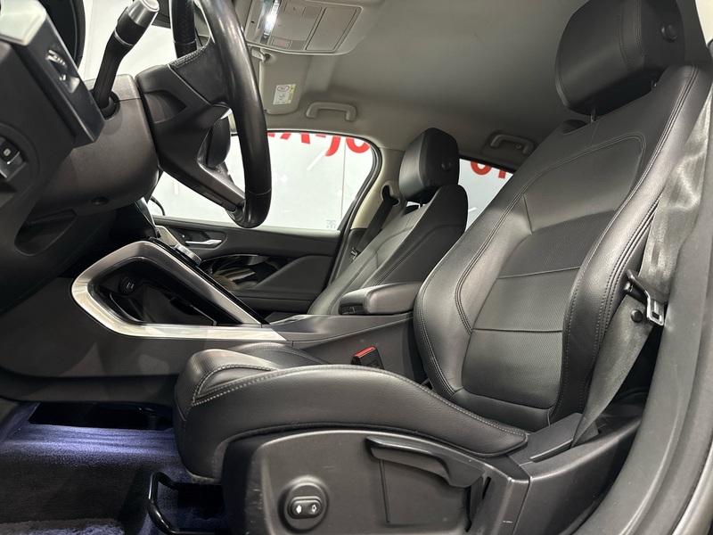 Jaguar I-PACE vaihtoauto