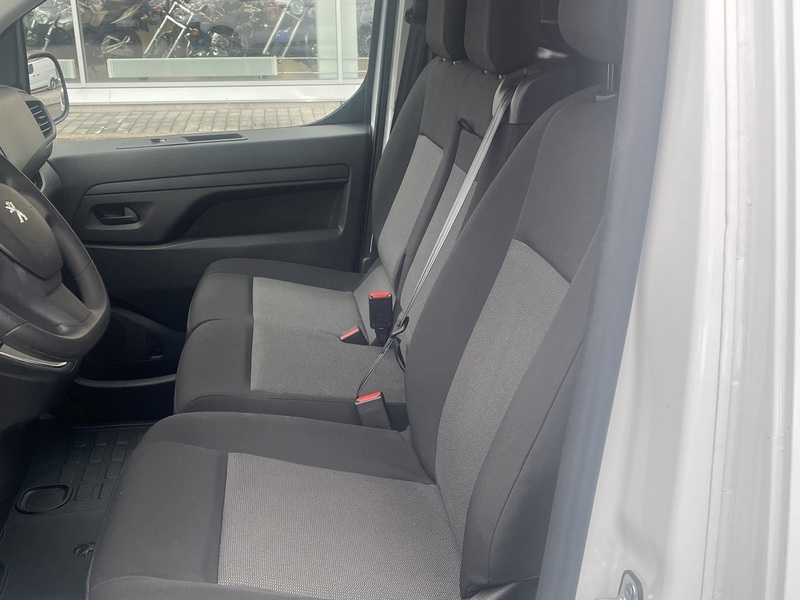 Peugeot e-Expert vaihtoauto