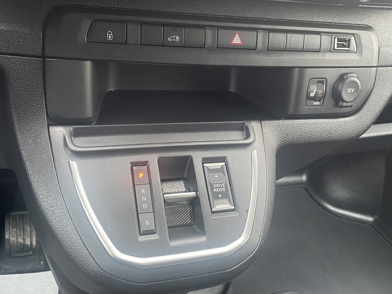 Peugeot e-Expert vaihtoauto