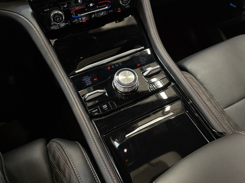 Jeep Grand Cherokee vaihtoauto