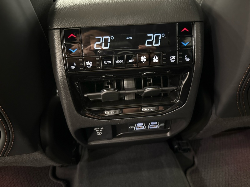 Jeep Grand Cherokee vaihtoauto