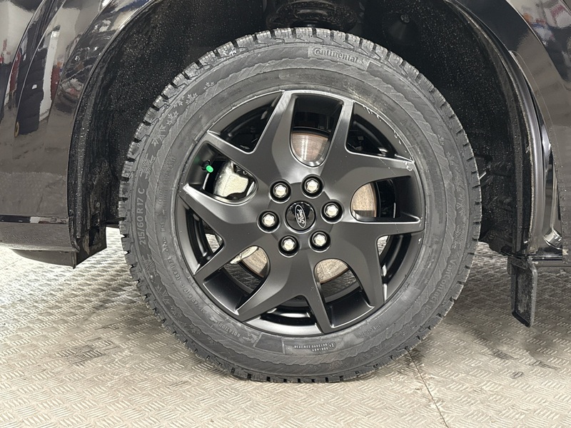 Ford Tourneo Custom vaihtoauto