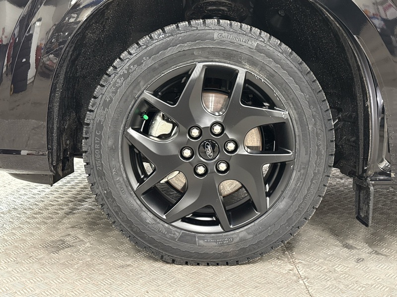 Ford Tourneo Custom vaihtoauto