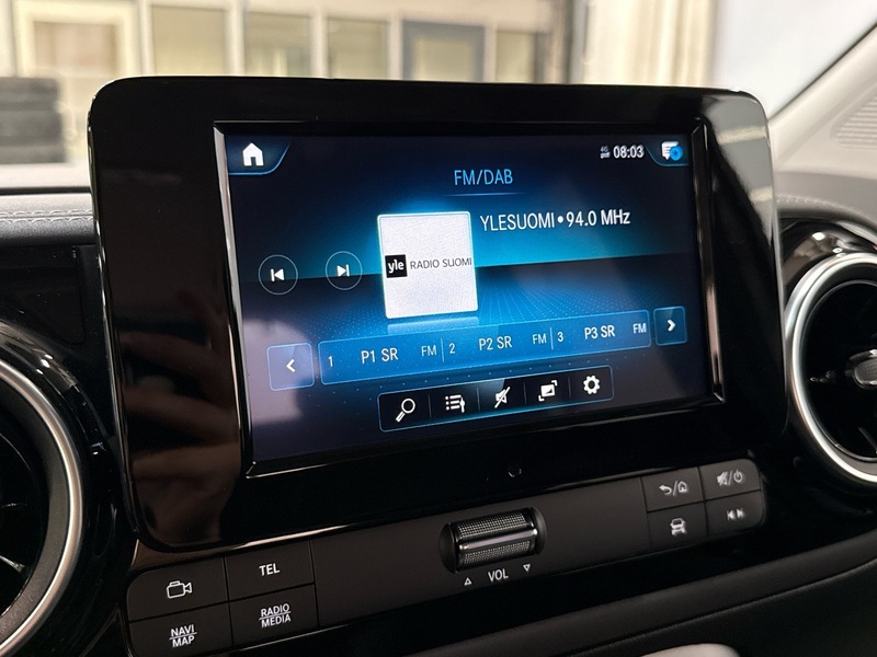 Mercedes-Benz EQT vaihtoauto