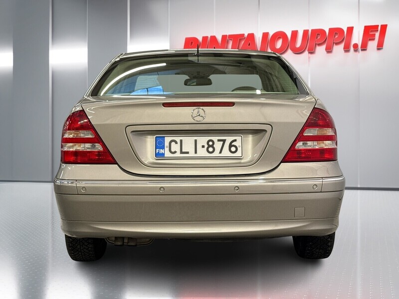 Mercedes-Benz C vaihtoauto