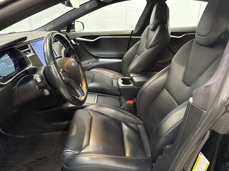 Tesla Model S vaihtoauto