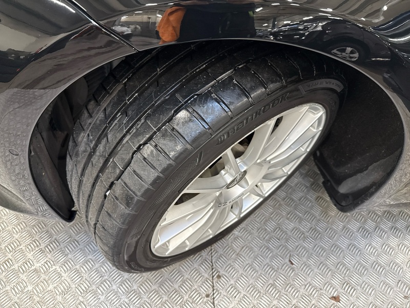 Tesla Model S vaihtoauto