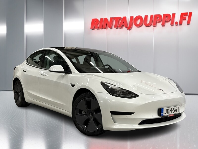 Tesla Model 3 vaihtoauto