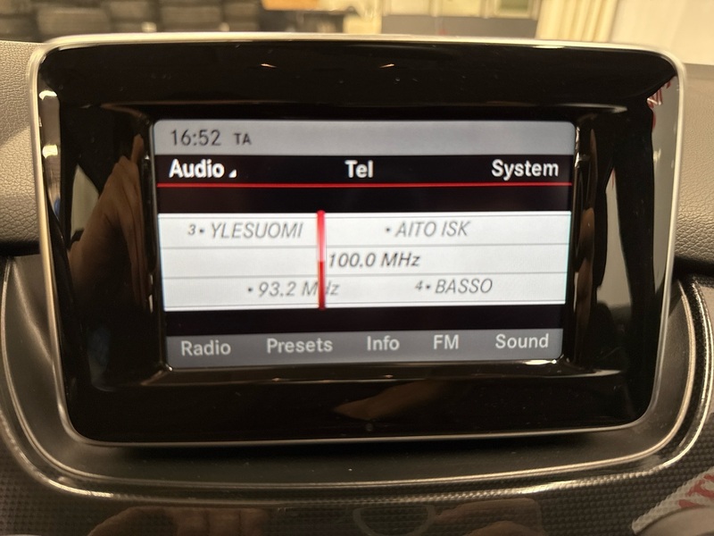 Mercedes-Benz B vaihtoauto