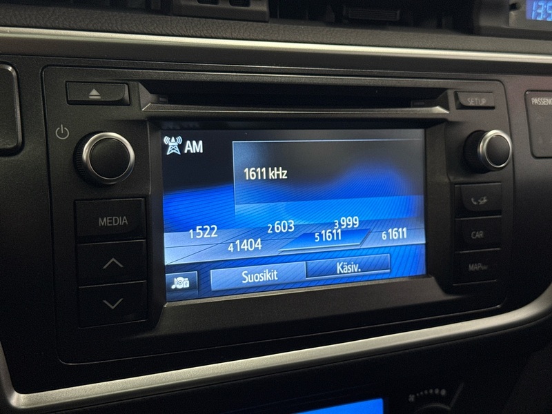 Toyota Auris vaihtoauto