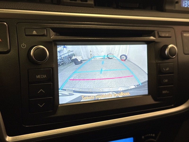 Toyota Auris vaihtoauto