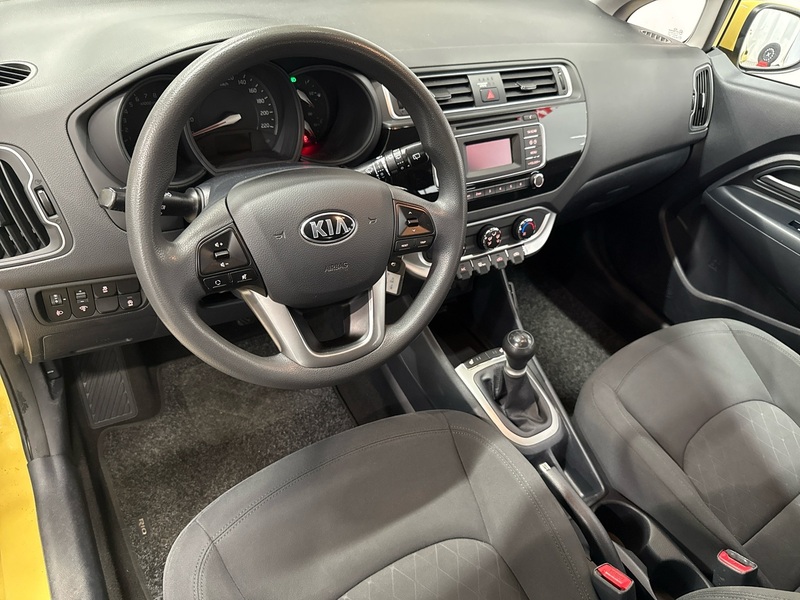 Kia Rio vaihtoauto