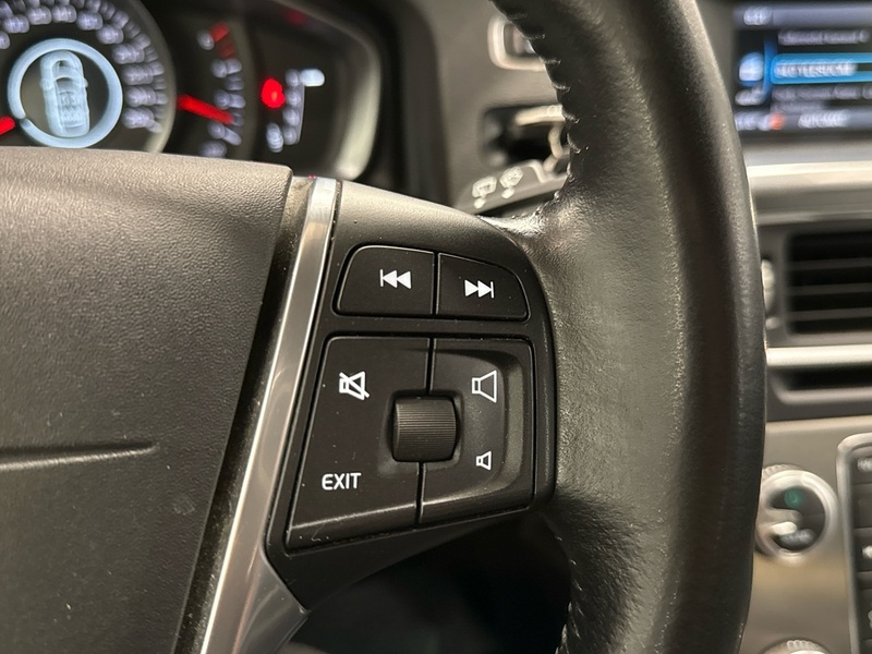 Volvo V60 Cross Country vaihtoauto