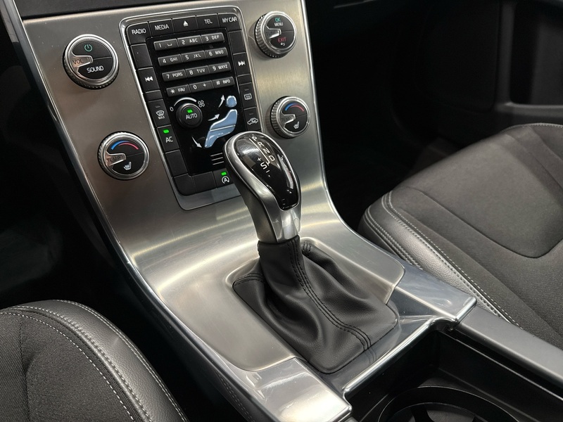 Volvo V60 Cross Country vaihtoauto