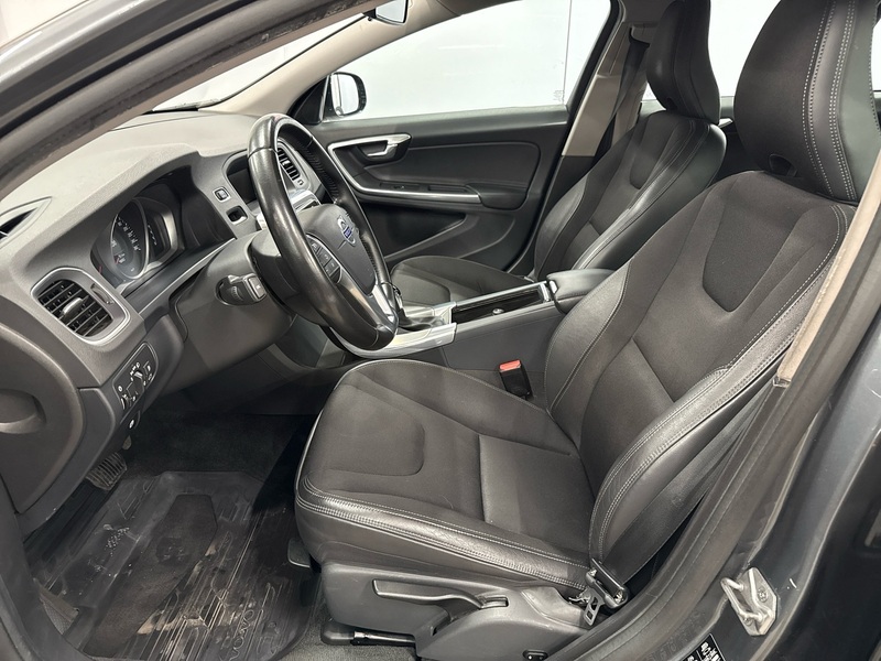 Volvo V60 Cross Country vaihtoauto